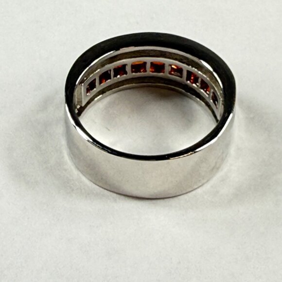 Silver Tone Band Ring with Channel Set Square Reddish Color Stones Size 8 - Picture 9 of 11